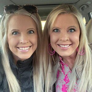 Meet your Poshers, Kristie & Kellie